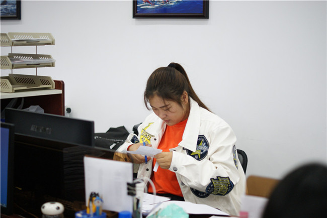 �T���L��